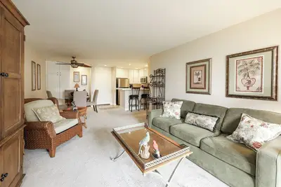 Image de Your Perfect Retreat: Cozy 1-Bedroom Condo Near It All