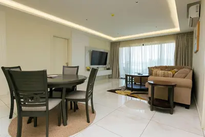 Image de 2-bedroom apartment in amazing Accra with WiFi, fitness room, Ac