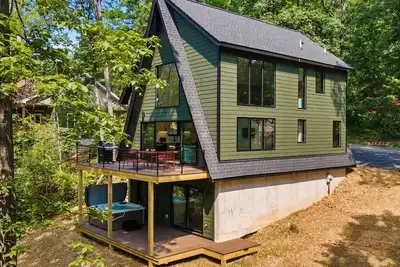 Image de Pet-friendly New Build Luxe Cabin in Basye