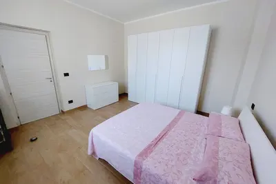 Image de Grand appartement proche de la mer, à quelques minutes du centre ville.