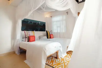 Image de Jannah Suites Faza 2-bedroom apartment with WiFi, Ac in picturesque Shela