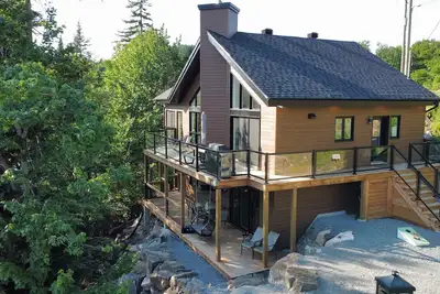 Image de O'Chalet 13 -  Luxe en pleine nature au bord du lac!