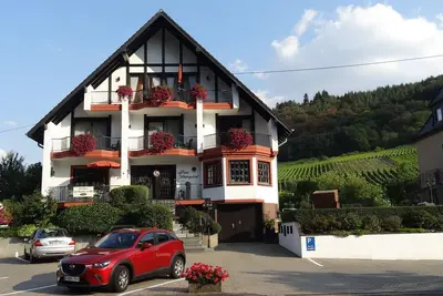 Image de Haus Weingarten Ferienwohnungen - Appartements in direkter Mosellage