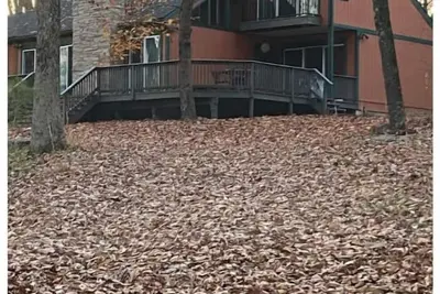 Image de Paradise rediscovered 3-bedroom chalet in amenities rich lake community