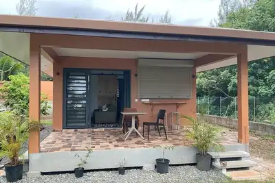 Image de Charming bungalow in peaceful property with WiFi, Ac in Fare, Huahine