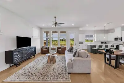 Image de Luxury Living in the Heart of Celina – Walk to Everything!