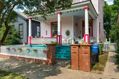 Image de Bold & Beautiful Stays Downtown Historic Home near Ft Benning/Moore & Hospitals