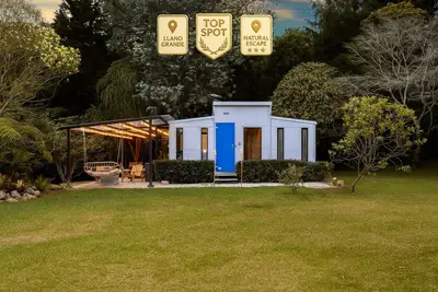 Image de Lake Cabin w/ Hot Tub & Cinema