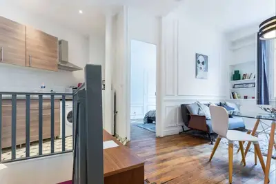 Image de Appartement très bien situé près de l'Arc de Triomphe. Bail mobilité