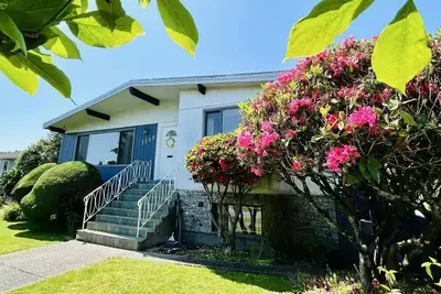 Image de Artistic & Gallery inspired Room in central Vancouver