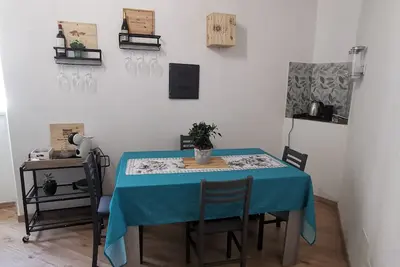 Image de Family-friendly vacation home within walking distance of the sea, station and port