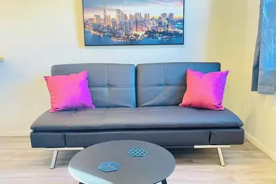 Image de Triple Midtown/pet ok/sleeps16