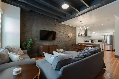 Image de Quaint Townhome on Queen