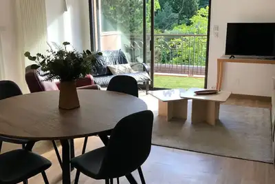 Image de Superbe appartement calme et lumineux Intra-muros avec parking