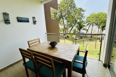 Image de Beachfront Getaway, Ac, Pools and Sunset Views