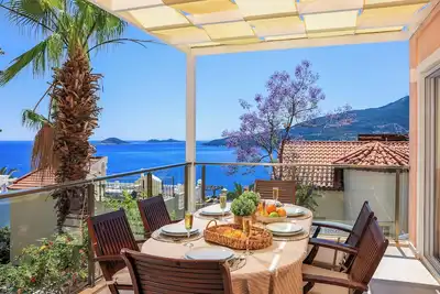 Image de Villa Jibreel - newly renovated family friendly spacious 5-bedroom villa