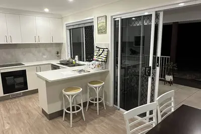 Image de Brand New 2br Coastal Home w/ Outdoor Entertaining – 350m to Beach, Pier & cafes