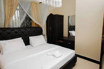 Image de Enjoy serene stays at our vacation home