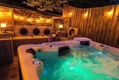 Image de Bliss @ Pickwell Manor - amazing apartment in this manor house with hot tub