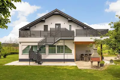 Image de Lux Apartments Kunej pod Gradom with balcony 1 close to castle Podsreda