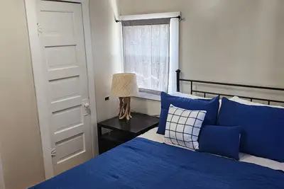 Image de Little Crooked Ol' Farmhouse, 3-bedroom house in Guernsey Near the River