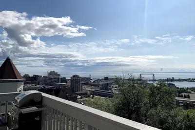 Image de Whole House with Lake and Lift Bridge Overlook for 10 Guests