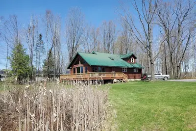 Image de Log Cabin on Arbutus Lake. Newly renovated. New to Vrbo, Pickerel Wisconsin.