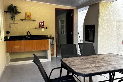 Image de 2 bedroom house in Foz do Iguaçu, backyard and barbecue area, pet friendly