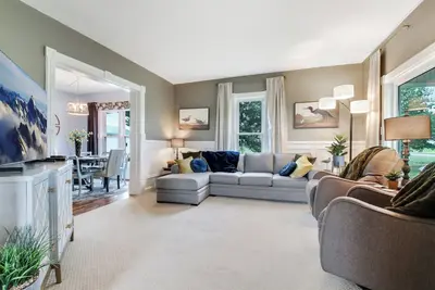 Image de Historical Luxury Country Farmhouse