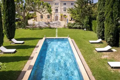 Image de Château 18eme avec piscine