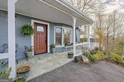 Image de Home away from Home 5/5 in Clayton, Ga