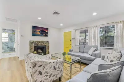 Image de Cozy 3br Home Near Beach & Park