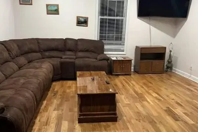 Image de One Bedroom three beds Apartment