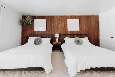 Image de Packwood's Alpine Room