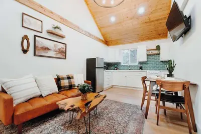 Image de Packwood's Summerland Suite