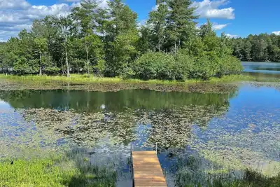 Image de Charming Up North Waterfront Cabin with Stunning Island Views