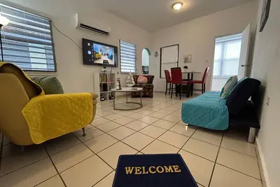 Image de 3br Family Gem, Walk to La Placita, 7 Min to Beach