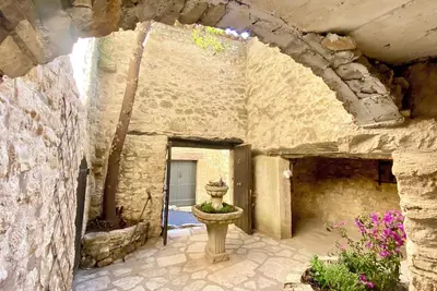 Image de La Mistraline, Village House in the heart of Provence, 2 Bdrms 2 Baths