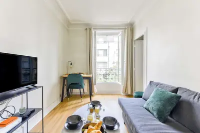 Image de Quiet & Refurbished 1br Parisian Retreat-Paris 16
