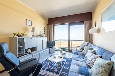 Image de Appartement confortable avec vue sur la mer