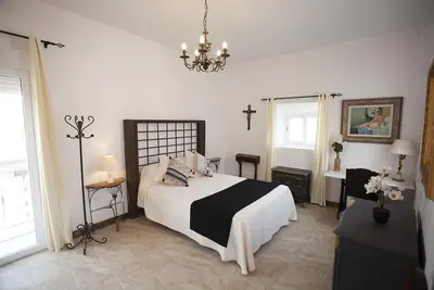 Image de Bright Curious Rooms