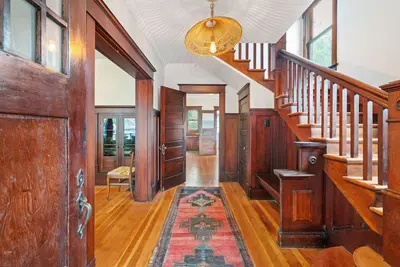 Image de Family Friendly Home in the Heart of Downtown