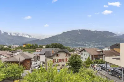 Image de Attique rénové avec jacuzzi – 6 pers à Savièse