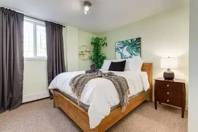 Image de \"Sage\"1Bdrm in Crescent Heights!