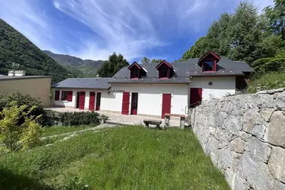 Image de Maison de charme 5 chambres, jardin central à Cauterets