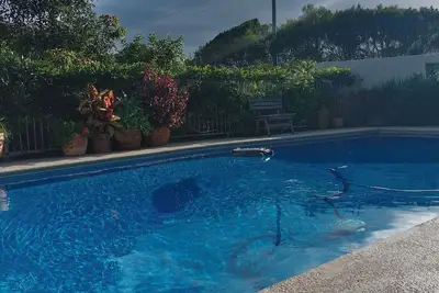 Image de 2 Bedroom Accommodation with lovely garden area. Pet friendly