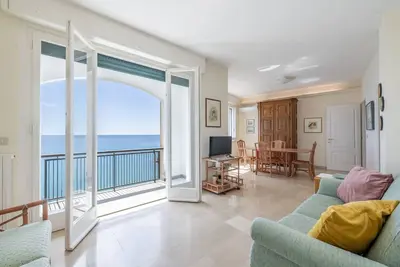 Image de The Sound of the Sea by Wonderful Italy