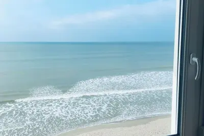 Image de Duplex de charme. Face à la mer!