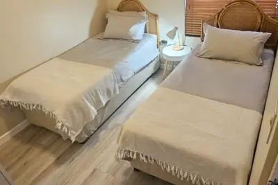 Image de Charming 2-bedroom apartment with direct Beach access