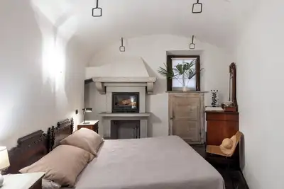 Image de Lake Orta family retreat with lakefront garden